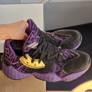 Star Wars Adidas Men's Size 6.5 Basketball Sneakers Purple